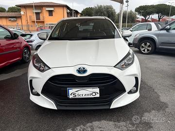 Toyota Yaris 1.5 Hybrid 5 porte Business