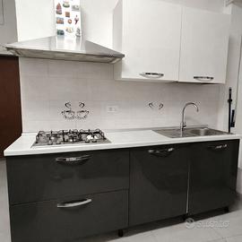 cucina antracite/bianco -prezzo trattabile