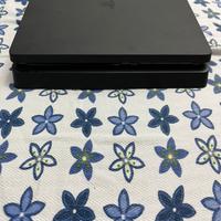 Playstation 4 - 500 GB - 2 controller