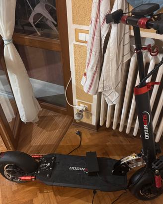 Monopattino elettrico SUNNIGOO N3LMAX - 800w - 48v