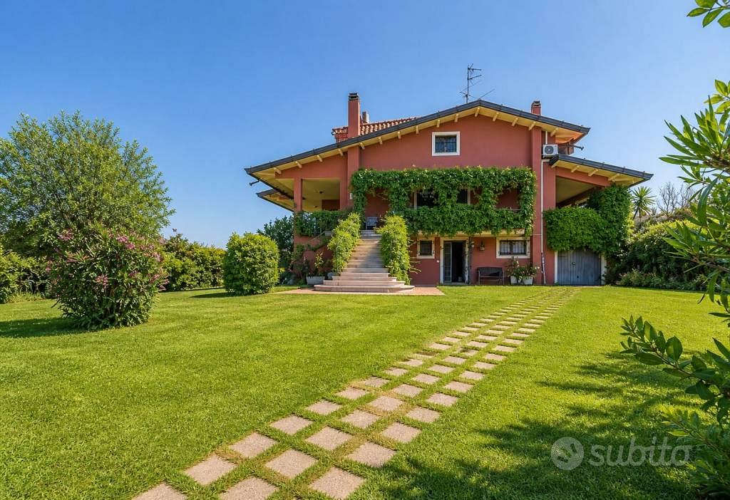 Casa – Tavullia, Picciano - Vista 2