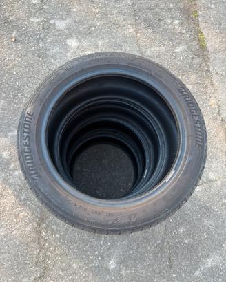 Gomme Estive Bridgestone Turanza T005