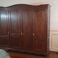 Camera da letto completa in noce nazionale 