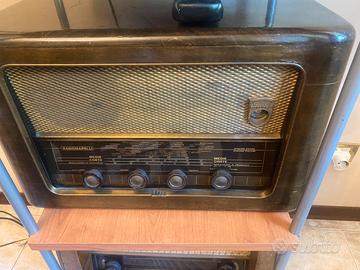 Radiio d’epoca  per amatori funziionante