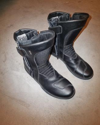 stivaletti moto