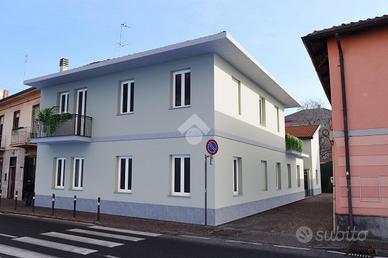 CASA SEMINDIPENDENTE A GRUGLIASCO
