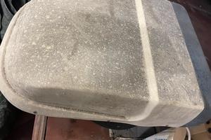 Oblò e serbatoio e condizionatore camper da tetto