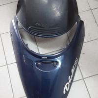 Scudo anteriore KIMCO DINK 50/125/150 BLU USATO