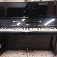 Pianoforte Yamaha U3 A con pedale tonale seminuovo