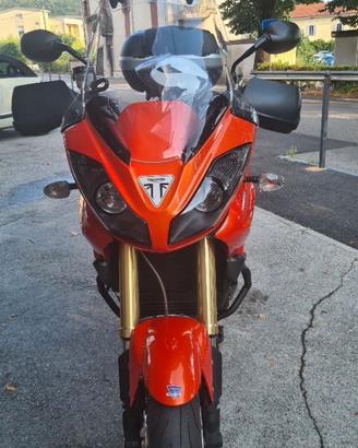 Moto  Triumph Tiger