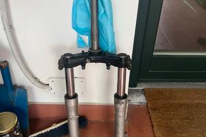 Sospensioni sh 300 2009