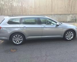 VOLKSWAGEN Passat 8ª serie - 2019