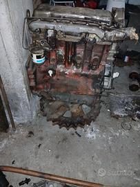 motore  diesel Perkins 85 cv