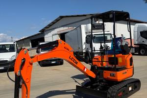 ESCAVATORE 17 Q.li Motore Kubota