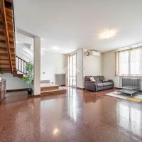 PORZIONE DI TRIFAMILIARE A SANT'ILARIO D'ENZA