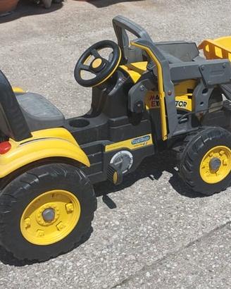 Trattore PegPerego con bena