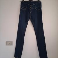 Pantaloni Jeans donna, per misure chiedere in chat