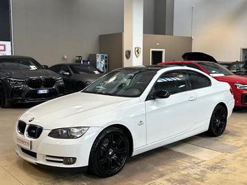 BMW 320 i Coupé Eletta Automatica - 18" -Navi Pr