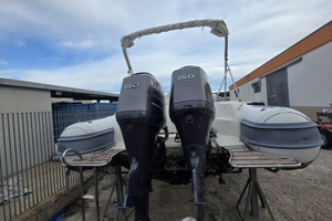 Joker 26 con 2 yamaha 150