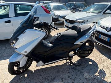 Yamaha T Max 530