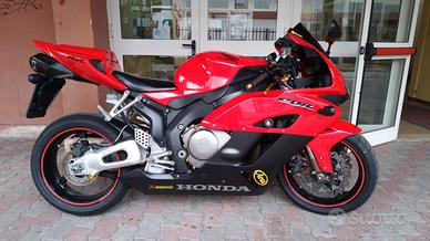 Honda CBR 1000 RR - 2004 - ASI