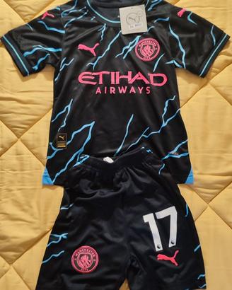 Maglietta e pantaloncino calcio bimbo nuova