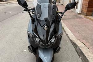 SYM MAXSYM TL 500 in perfette condizioni