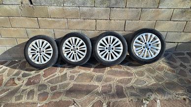 Cerchi con gomme opel corsa