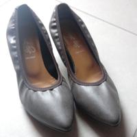 Scarpe con tacco n.37 - Prezzo 20