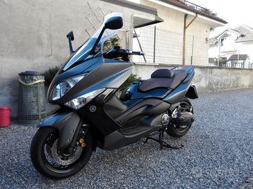 Yamaha T Max - 2009