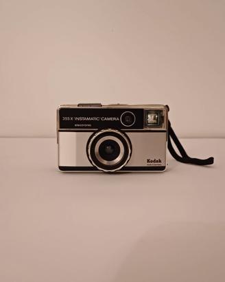 Macchina fotografica vintage Kodak Instamatic 355x