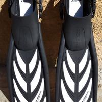 pinne Taglia L-XL Scherwood fusion scuba, nuove!