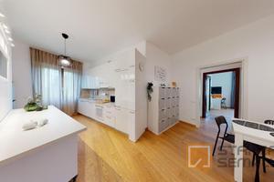 Camera singola con balcone