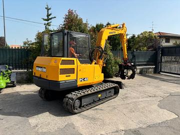 E189 ESCAVATORE KOMATSU PC40