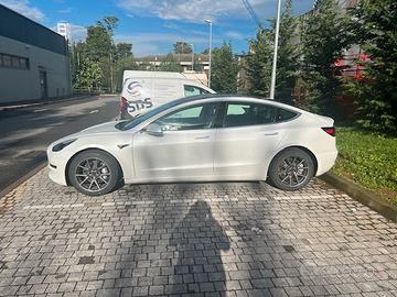 TESLA Model 3 Long Range Dual Motor AWD