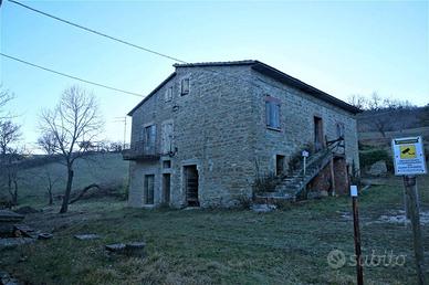 CASALE DA RISTRUTTURARE IN ZONA PANORAMICA DI ASSI