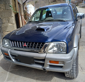 Mitsubishi l200