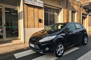 Ford Fiesta 1.4 TDCi 70 cv 5 porte Titanium