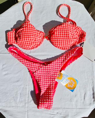 bikini bershka e pull&bear  rosso quadretti 
