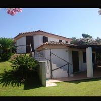 Casa singola indipendente con ampio giardino a Dom