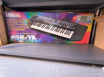pianola Yamaha PSR-78