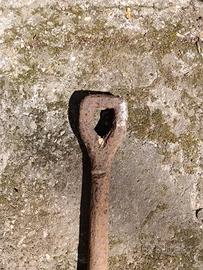Antico Tirante in Ferro Battuto

