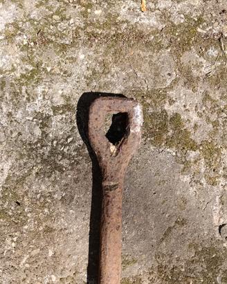 Antico Tirante in Ferro Battuto

