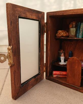 Mini Diorama / Book Nook Fantasy Gothic Witch