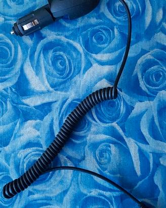 CARICABATTERIE DA AUTO NOKIA perfetto funzionante