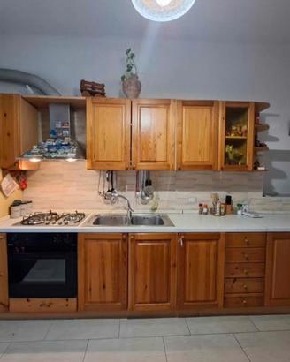 cucina lineare 4,20 m in vero legno