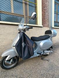 Splendida Vespa LX 150 - Pronta all'uso