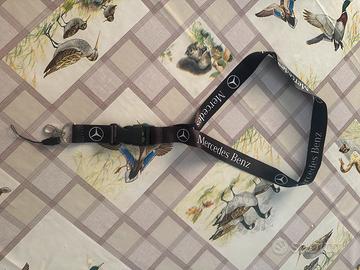 Cordino Mercedes Benz porta chiave e telefono