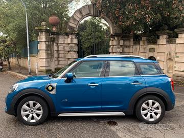 Mini Cooper SE Countryman HBRIDA PLUG-IN KM51260