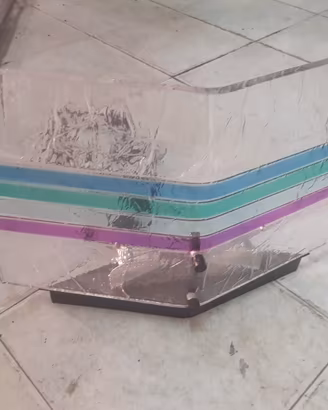 Lampada da tavolo e lampadario moderni